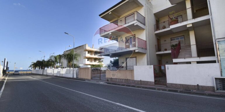 20251103111453-992038-9