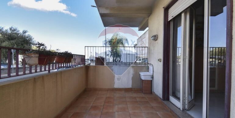 20251103111518-992038-18