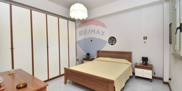 20251103111531-992038-23