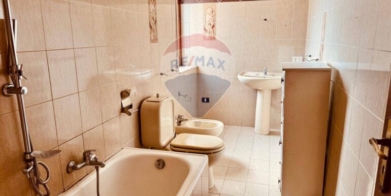 20251103122350-997798-13