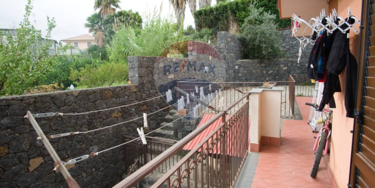 20251103125518-996835-21