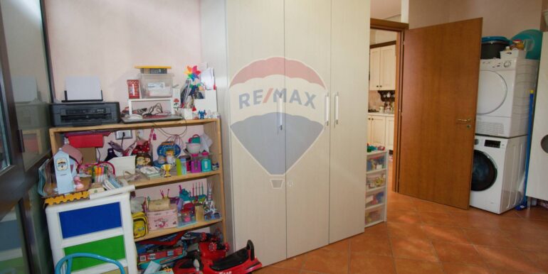 20251103125534-996835-26