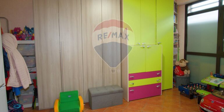 20251103125537-996835-27