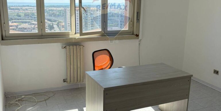 20251103133040-997841-23