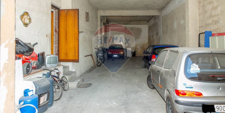 20251103174911-998269-0