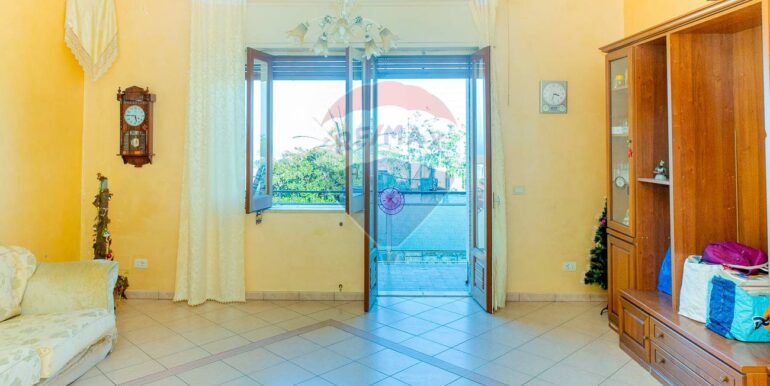 20251103174911-998269-1