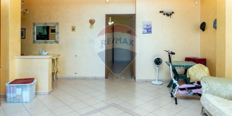 20251103174911-998269-2