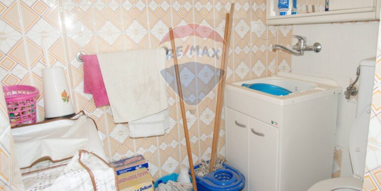 20251103183001-998238-4