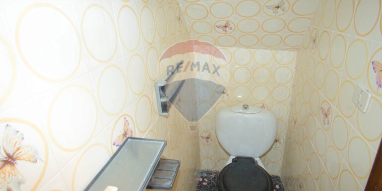 20251103183027-998238-12