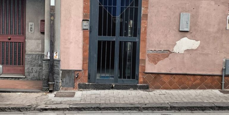 20251103193409-997537-6