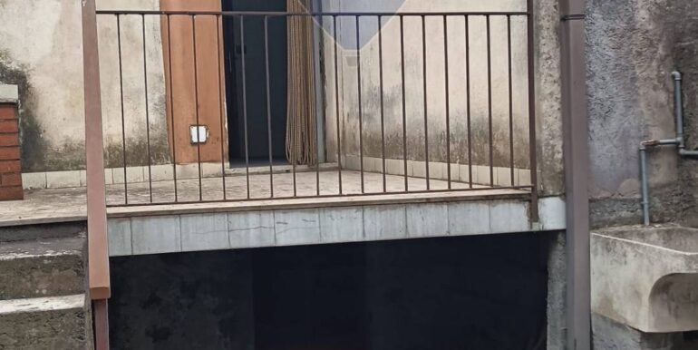 20251103193414-997537-8