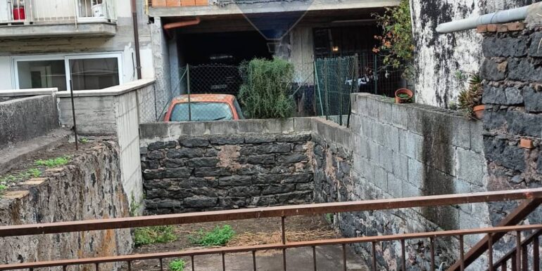 20251103193421-997537-11