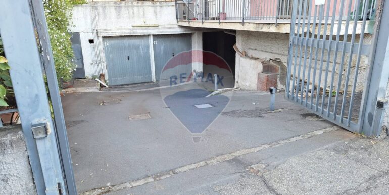 20251103234721-998325-3