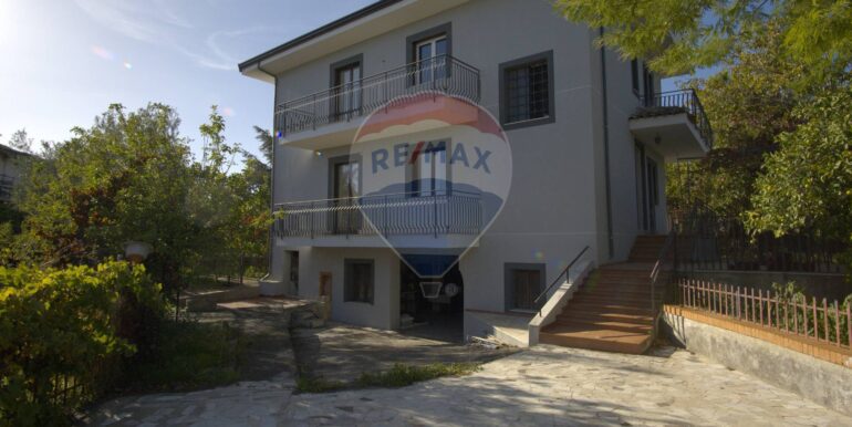 2025110374822-997716-1