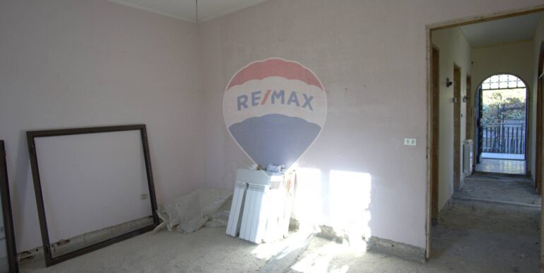 2025110374852-997716-12