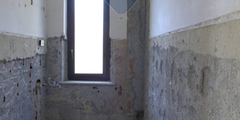 2025110374902-997716-16