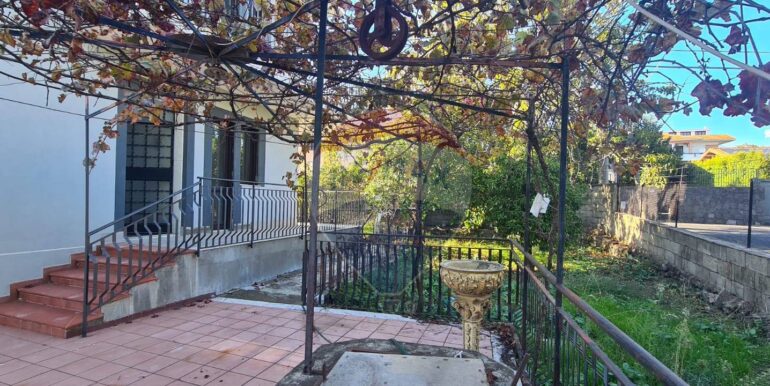 2025110375748-997716-32