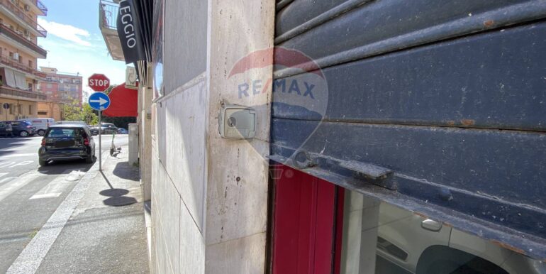 20251104102837-998356-10