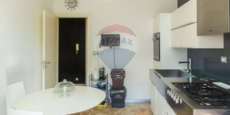 20251104110952-998343-32