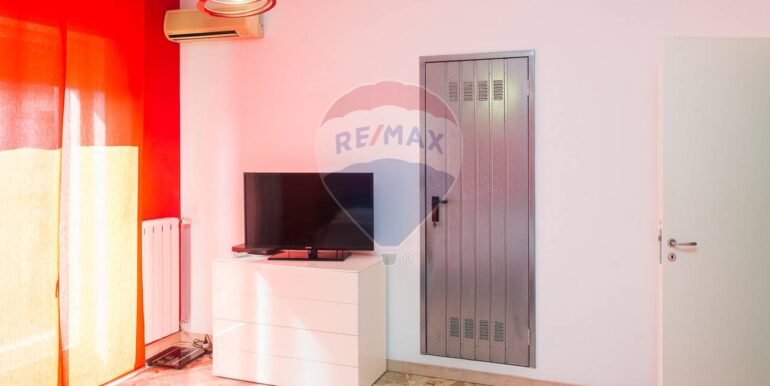 20251104111047-998343-49