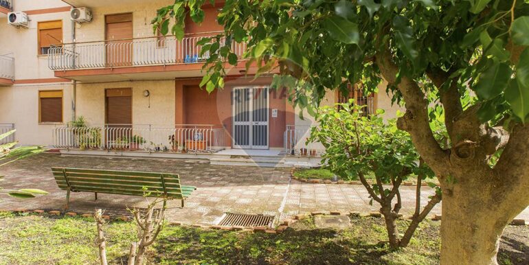 20251104111835-997658-6