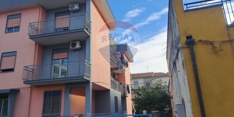 20251104123750-998403-12