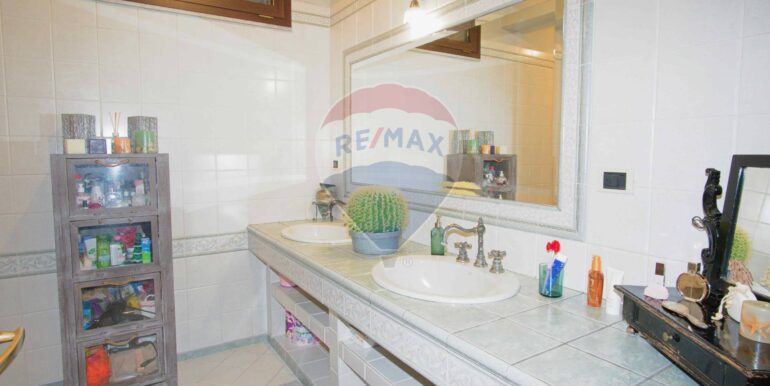 20251104125551-998441-6