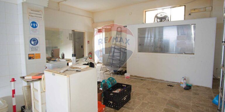 20251104125747-998439-1