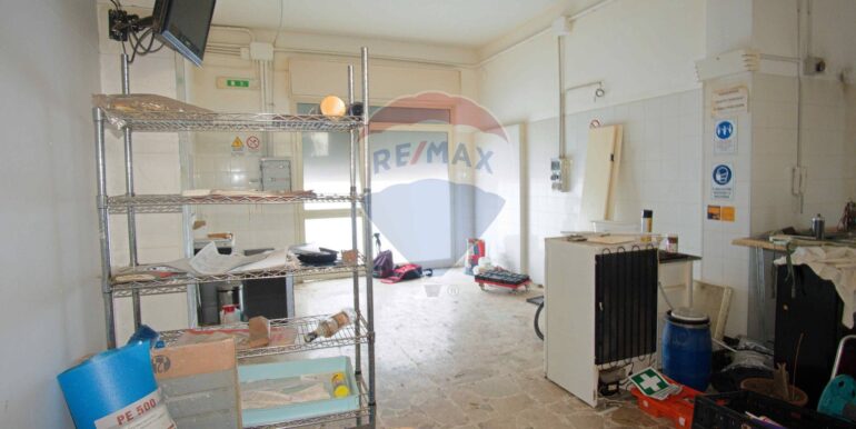 20251104125752-998439-2