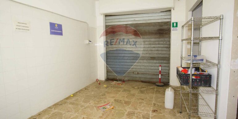 20251104125802-998439-5