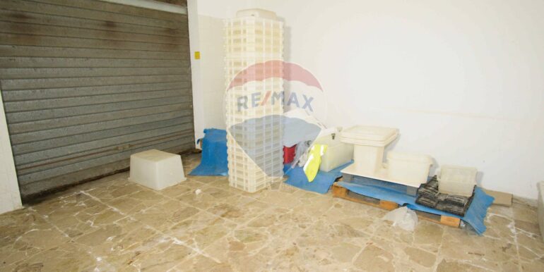 20251104125805-998439-6