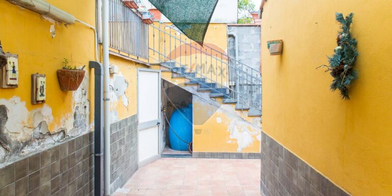 20251104130748-998405-22