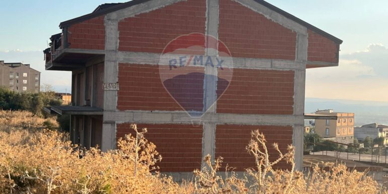 20251104143724-998459-3