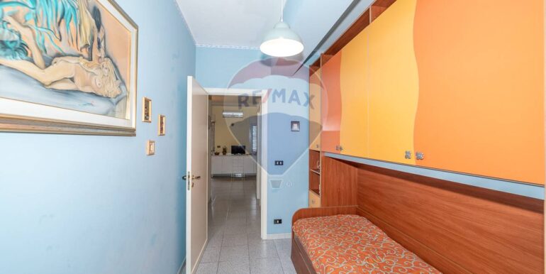 20251104151018-994793-12