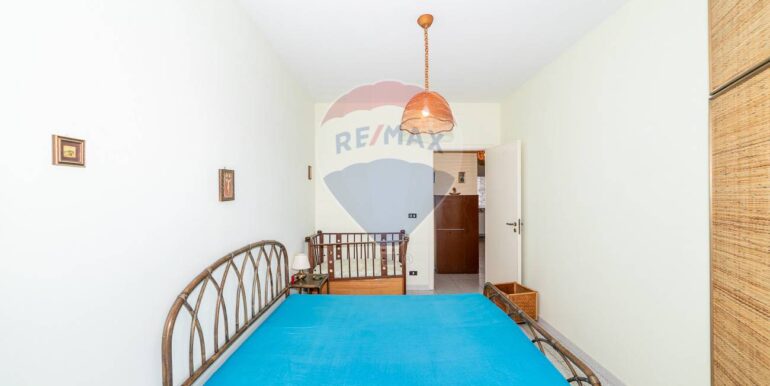 20251104151034-994793-18