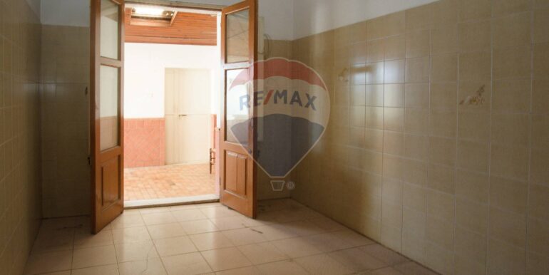 20251104162615-997406-19