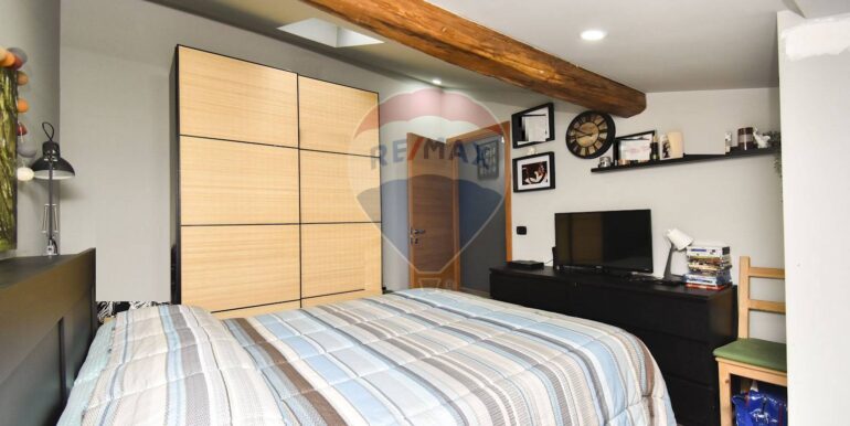 20251104165412-996695-14