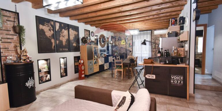 20251104165441-996695-25