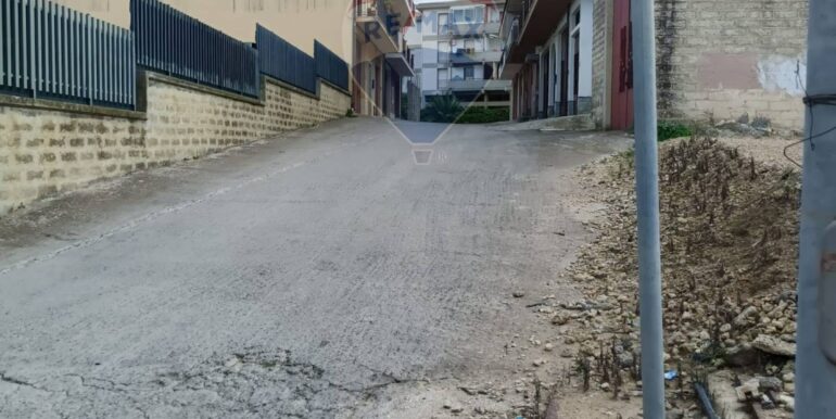 20251104175318-998522-2