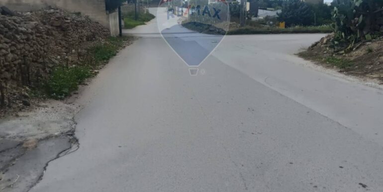 20251104175323-998522-4