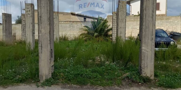 20251104175343-998522-11