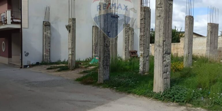 20251104175345-998522-12