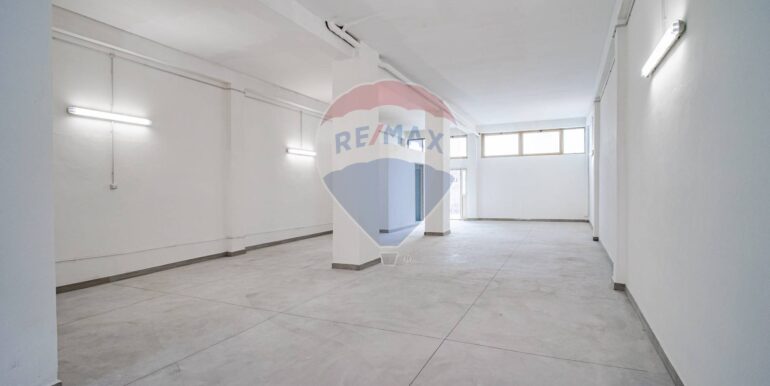 20251104180601-998534-7