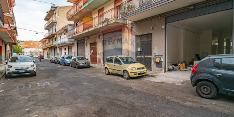 20251104180603-998534-19