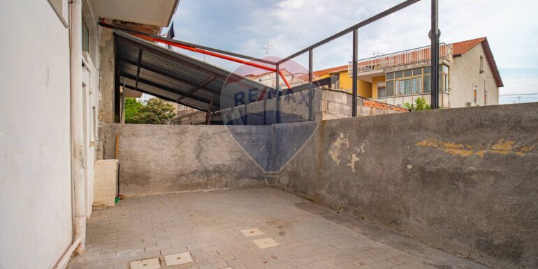 20251104182929-998545-6