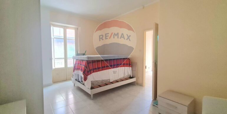 20251104191715-998515-14