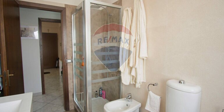 20251105102023-998415-10