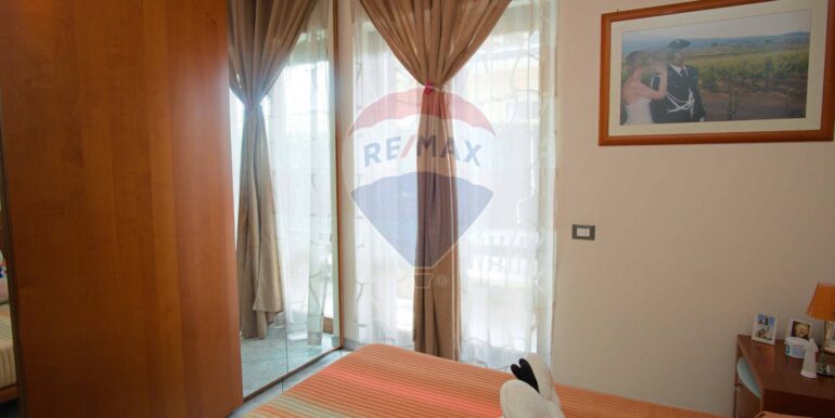 20251105102032-998415-13