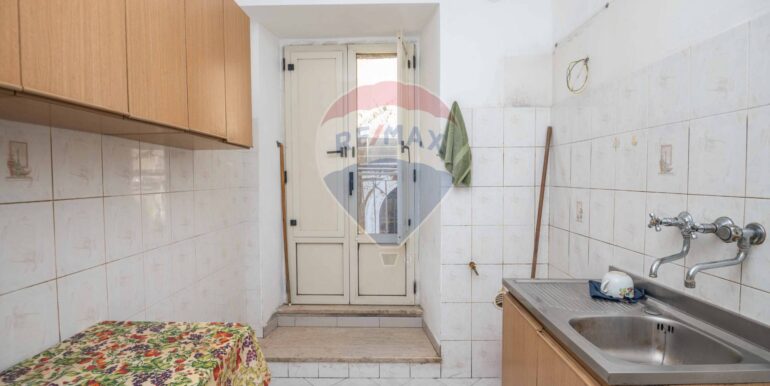 20251105103621-992565-7