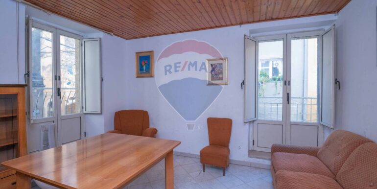 20251105103645-992565-16